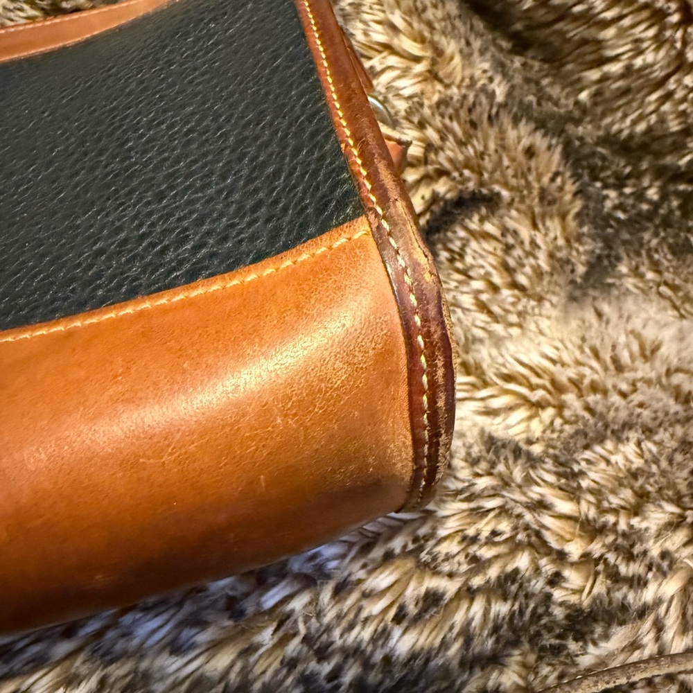 Dooney Vintage Black and Brown Leather Bag - Picture 6 of 10